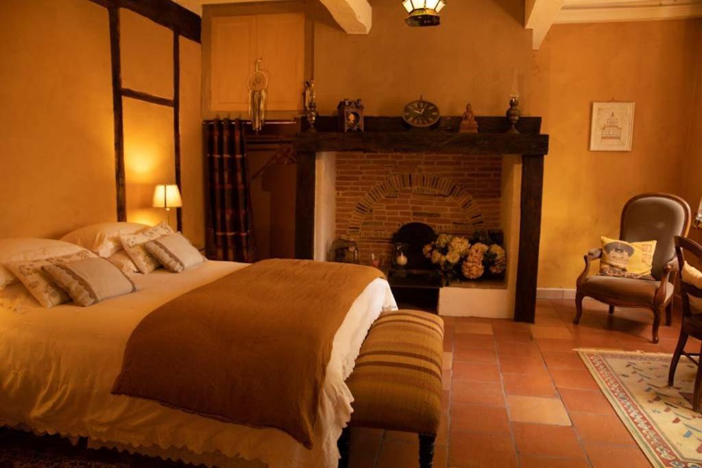 Le Logis Saint Victor Hotel Coufouleux Exterior foto